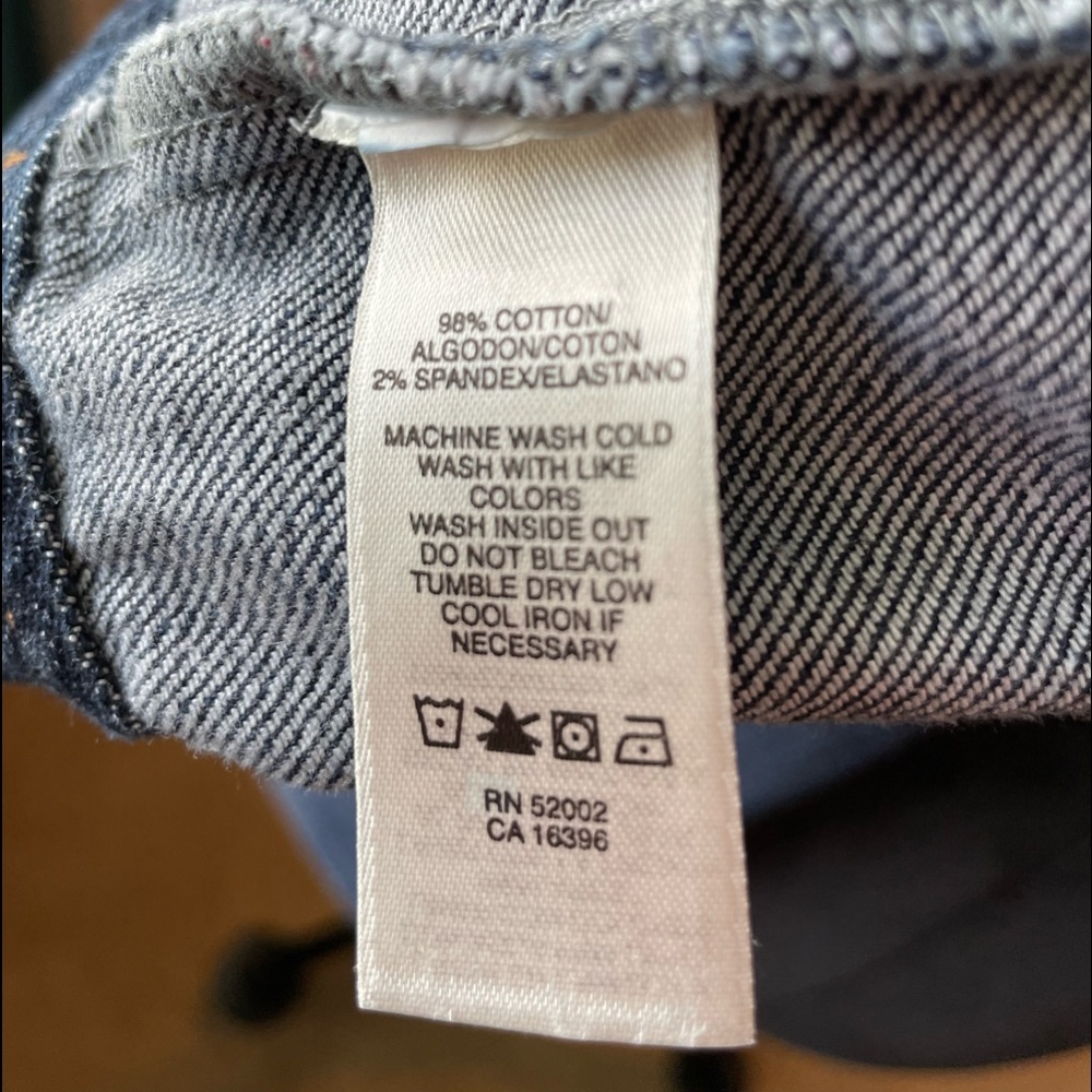 DKNY dark blue denim jean jacket with silver buttons   Sz M - Picture 7 of 8